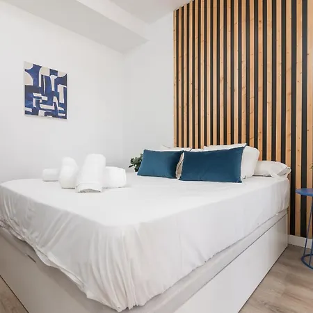 Suite Homes Hesperides Garden Beach Málaga Exterior foto